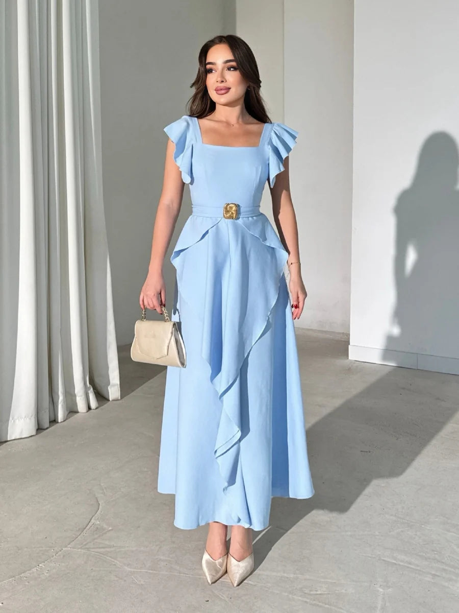 Robe céleste à volants cascade