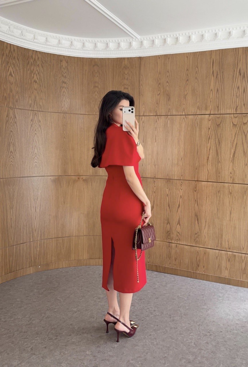 Robe Scarlett