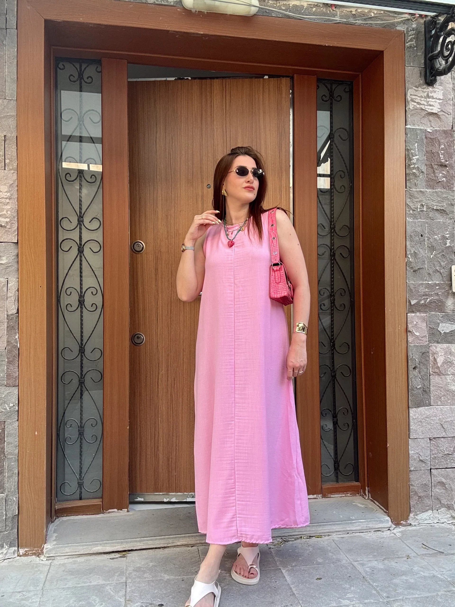 Robe en lin 100% avec des boutons arrière fluides et Glassy - Image 8