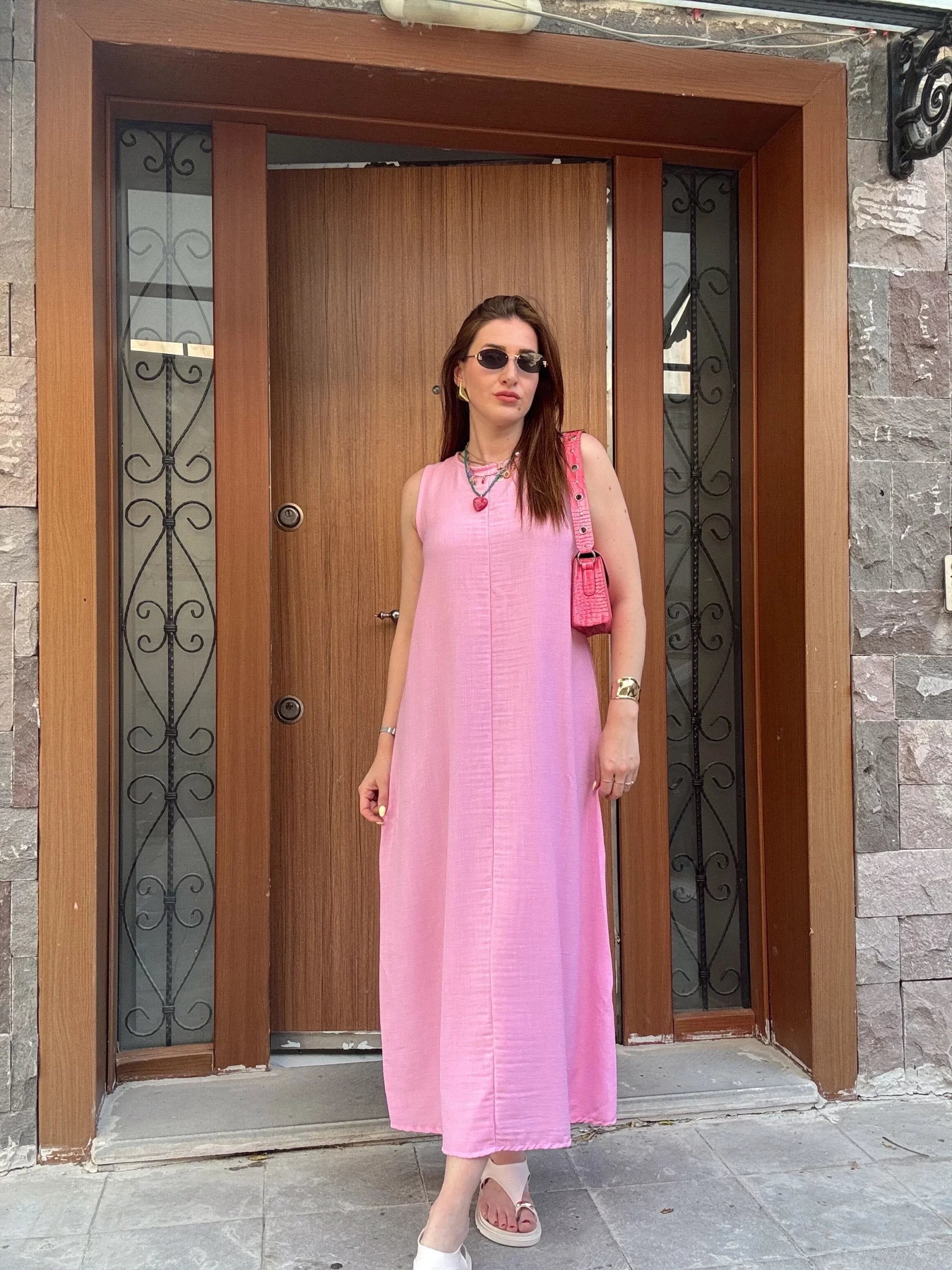 Robe en lin 100% avec des boutons arrière fluides et Glassy - Pink S