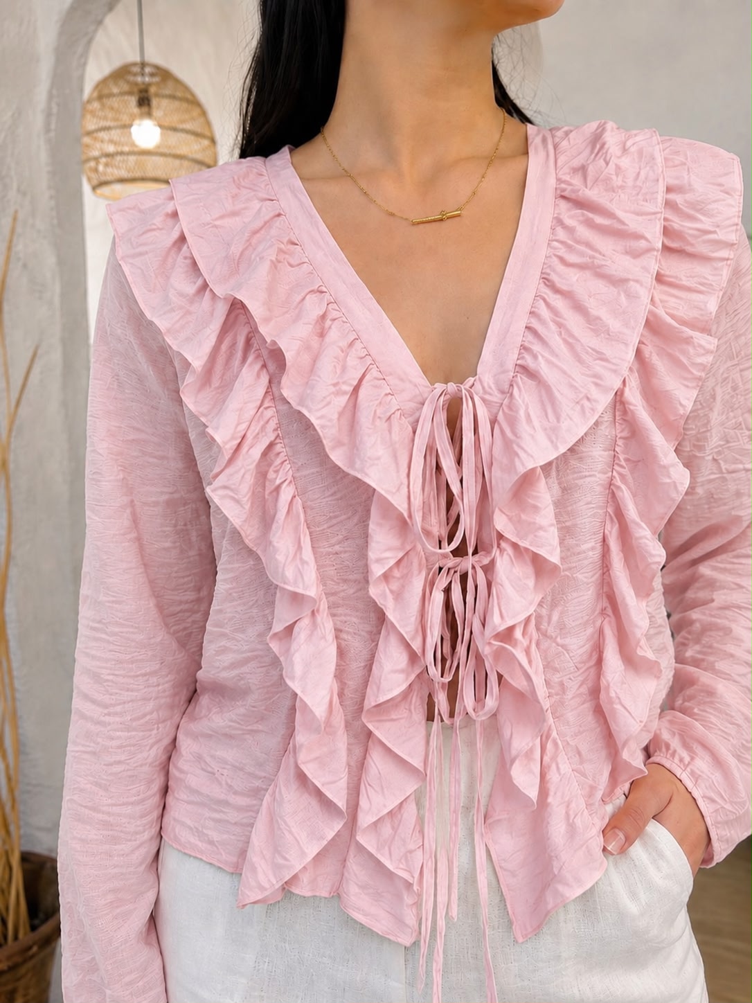 Chemise à volants couleur pastel