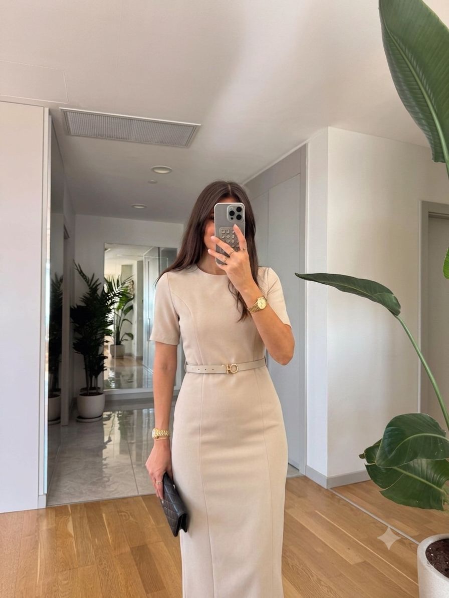 Robe Midi Ceinturée