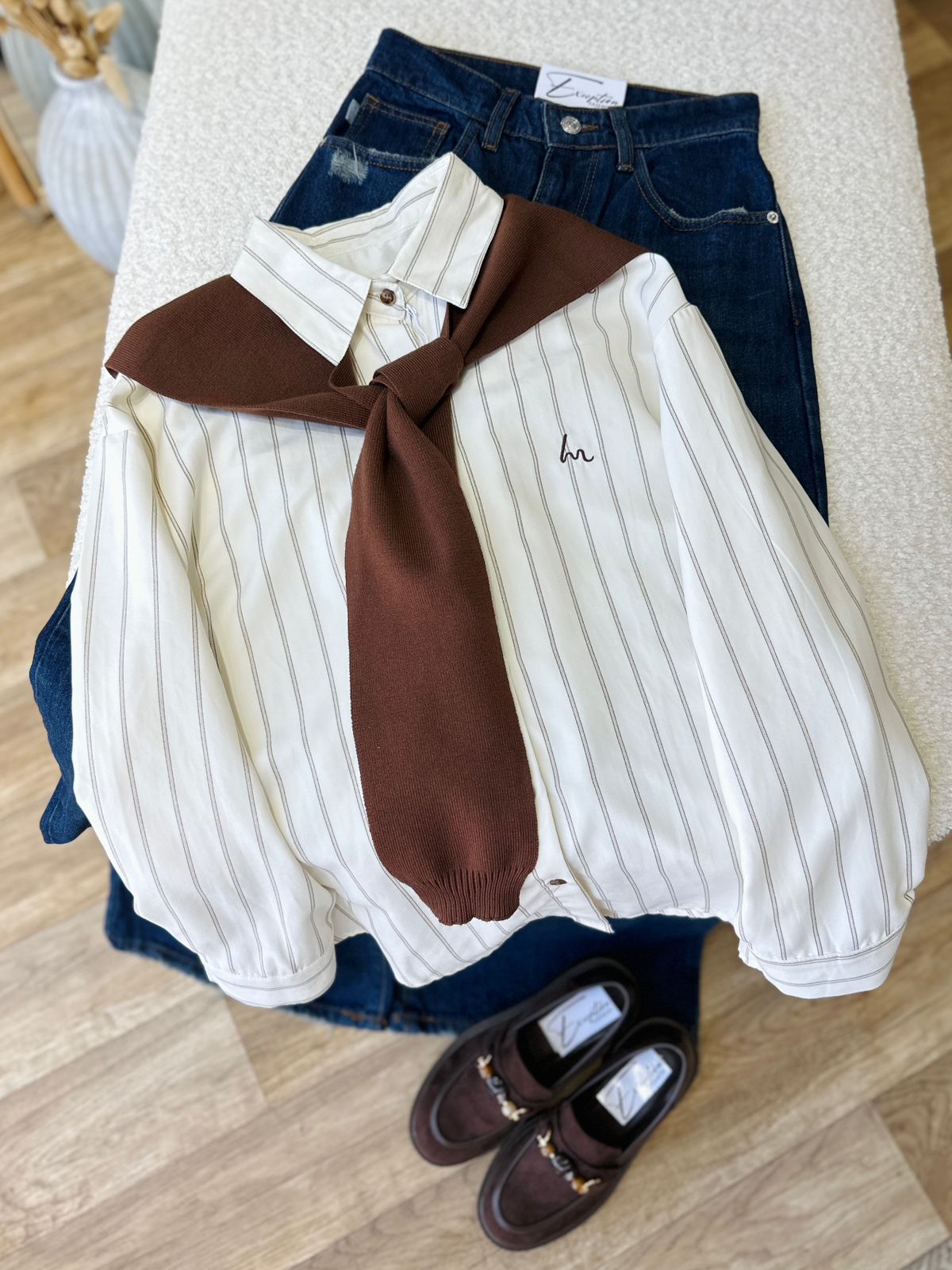 Chemise rayée avec scarf marron