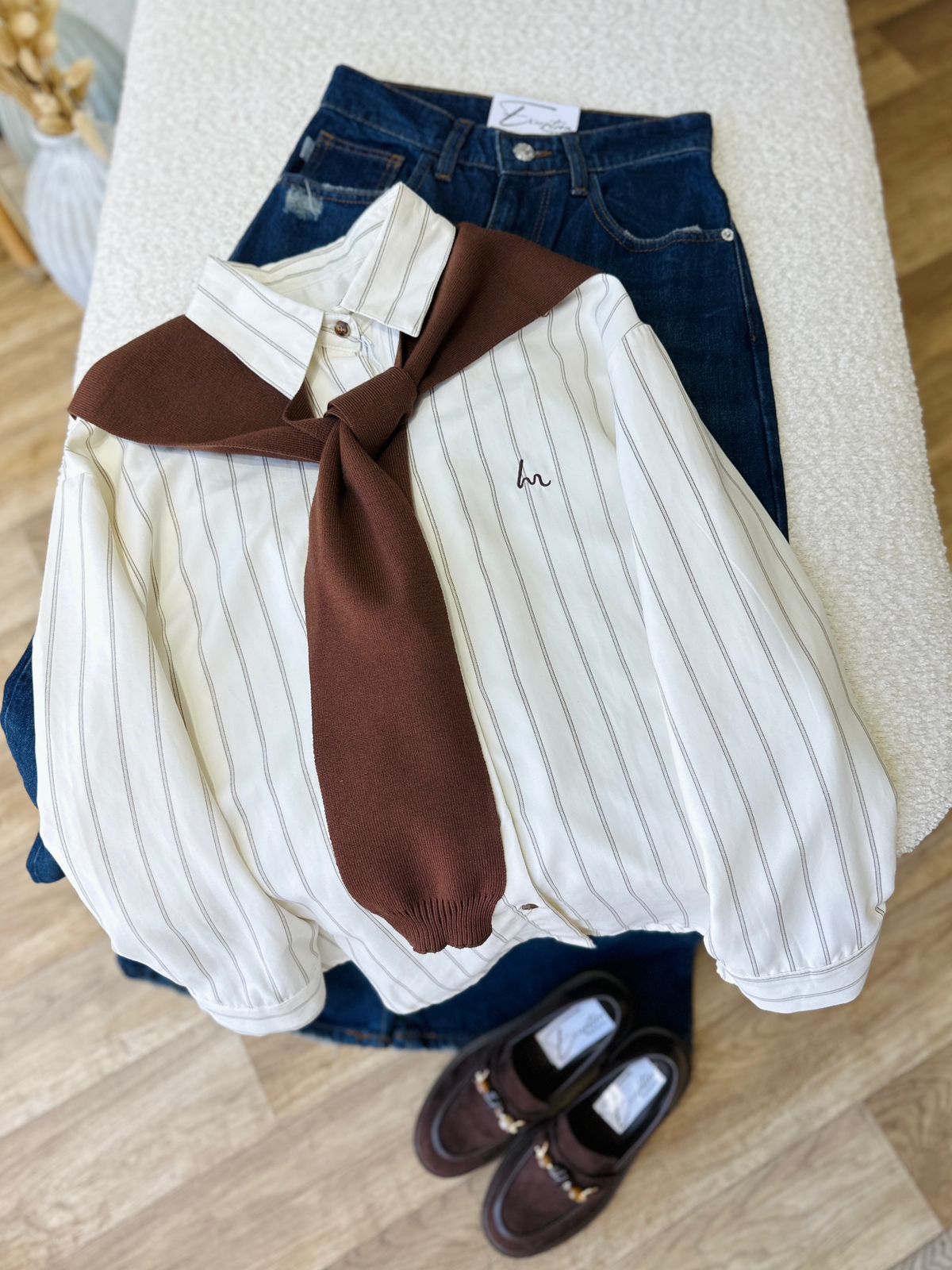 Chemise rayée avec scarf marron