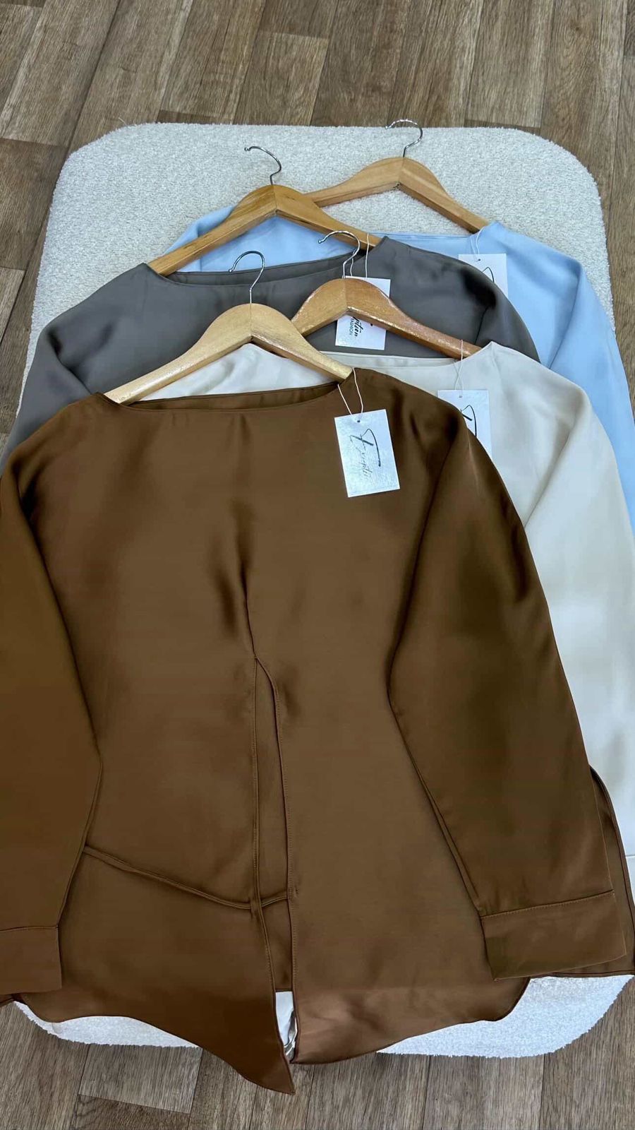 Chemise Satinée Drapée Portefeuille