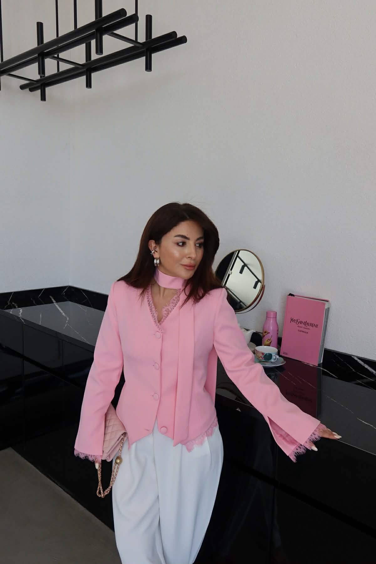 Veste Aura à Détails Dentelle