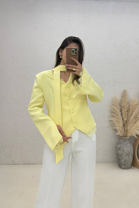 Veste Aura à Détails Dentelle
