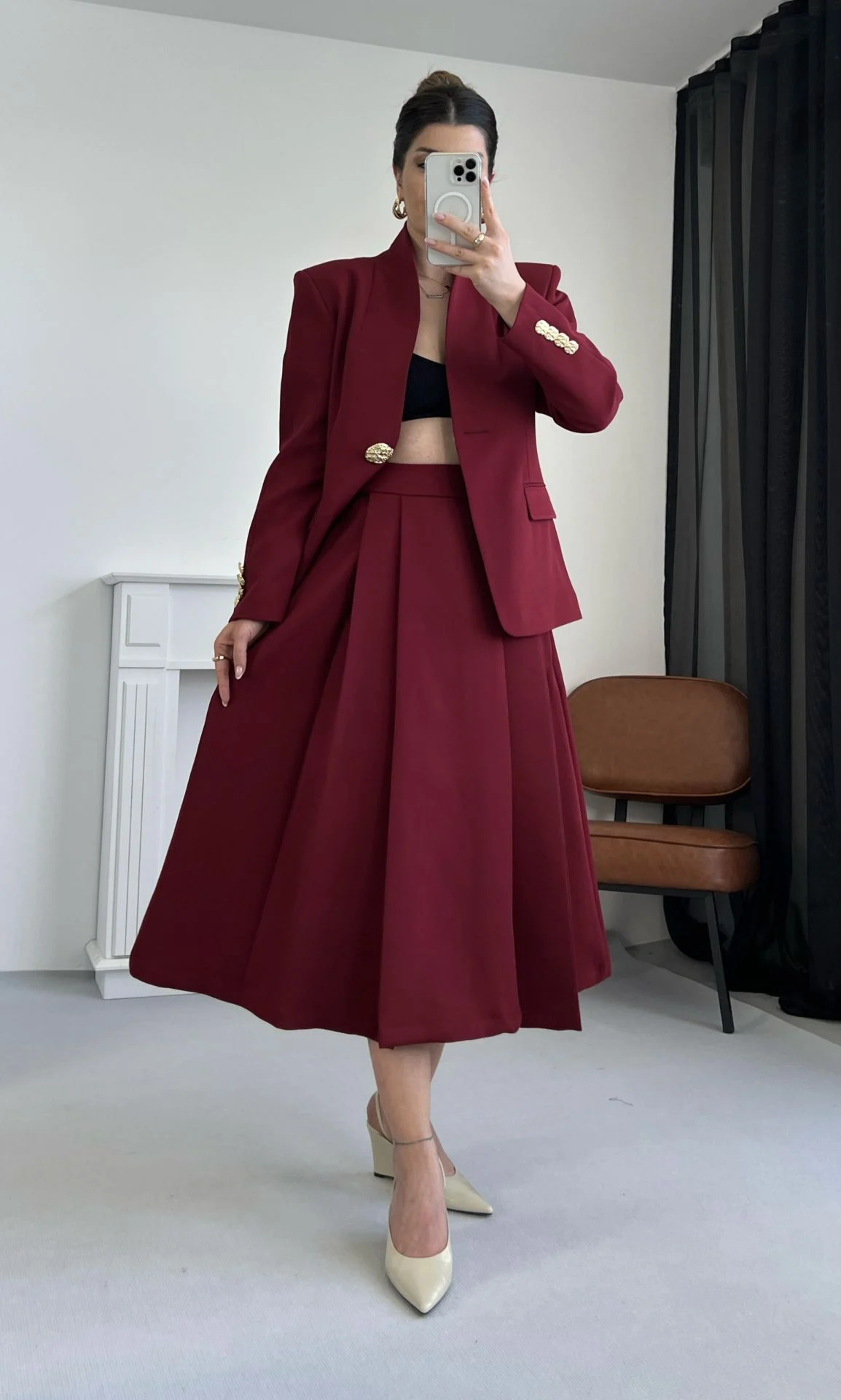 Set chic : blazer à boutons dorés + jupe – Image 10