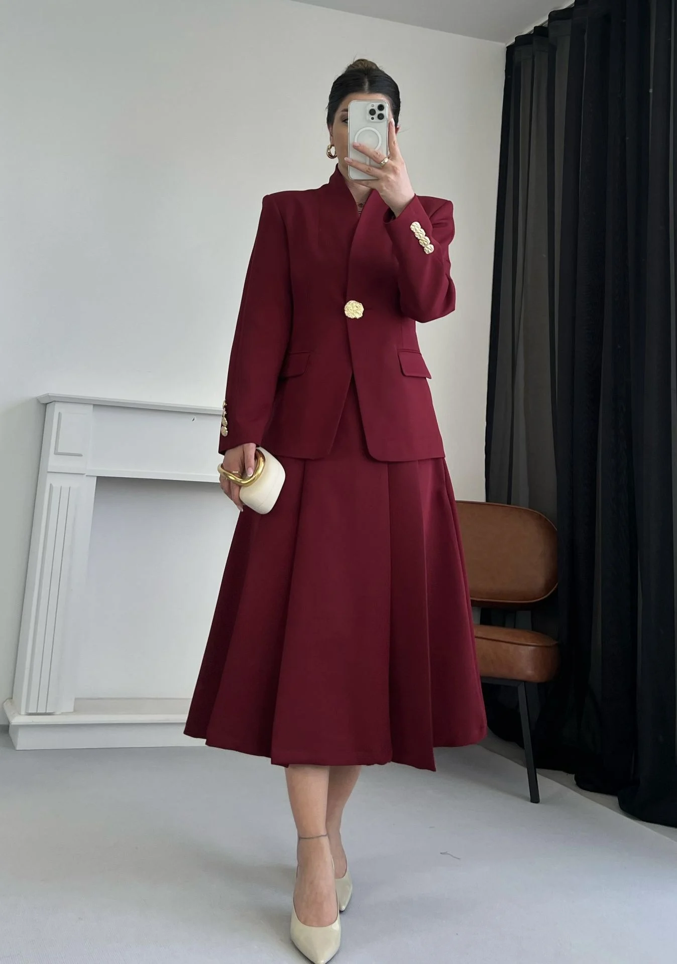 Set chic : blazer à boutons dorés + jupe – Image 8