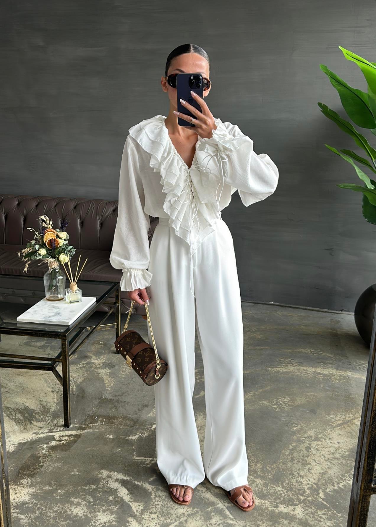 Chemise suédoise à volants – Image 4